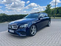 Blau Gebraucht 2017 Mercedes E350 AMG line Kombi | 24.000 € (Guter Preis)
