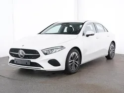 Weiß Gebraucht 2024 Mercedes A180 Limousine | 29.999 € (Fairer Preis)