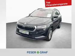 Blackmagicperleffekt Gebraucht 2024 Skoda Karoq Selection SUV | 30.960 € (Fairer Preis)