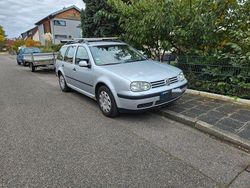 Silber Gebraucht 2006 VW Golf V Comfortline Kombi | 1.000 € (Superpreis)