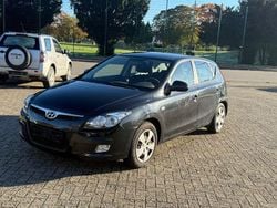 Schwarz Gebraucht 2010 Hyundai i30 Comfort Limousine | 2.399 € (Guter Preis)