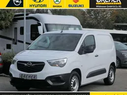 Kaolin weiß Gebraucht 2024 Opel Combo-e Life Edition Kombi | 30.333 € (Teuer)