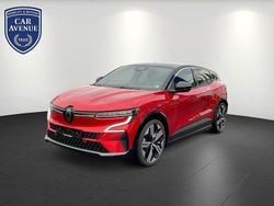Rot nnp + schwarz gne Gebraucht 2022 Renault Megane E-Tech Iconic Limousine | 24.890 € (Guter Preis)