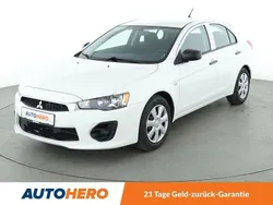 Weiß Gebraucht 2018 Mitsubishi Lancer Basis Limousine | 12.990 € (Teuer)
