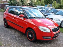 Rot Gebraucht 2008 Skoda Fabia Ambiente Kleinwagen | 3.499 € (Etwas zu teuer)