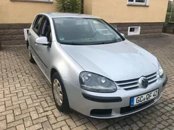 Grau Gebraucht 2003 VW Golf IV Limousine | 2.200 € (Fairer Preis)