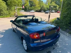 Blau Gebraucht 2002 Renault Mégane Cabriolet Cabrio | 1.850 €