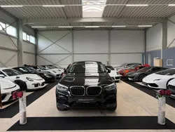 Black sapphire metallic Gebraucht 2020 BMW X4 Advantage SUV | 38.489 € (Fairer Preis)
