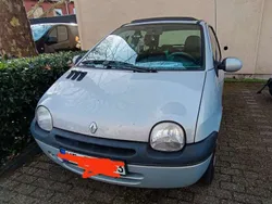 Grau Gebraucht 2003 Renault Twingo Liberty Kleinwagen | 1.500 € (Fairer Preis)