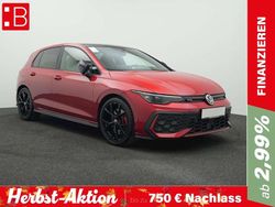 Rot Gebraucht 2024 VW Golf VIII Style Limousine | 40.250 € (Etwas zu teuer)