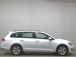 Pure white Gebraucht 2015 VW Golf VII Comfortline Kombi | 7.990 € (Superpreis)