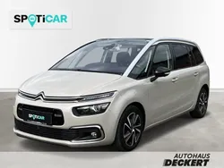Beige Gebraucht 2021 Citroën C4 SpaceTourer Shine Van / Kleinbus | 19.990 € (Etwas zu teuer)