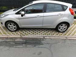 Silber Gebraucht 2013 Ford Fiesta Kleinwagen | 4.990 € (Fairer Preis)