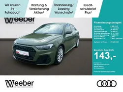 Distriktgrün (metallic) Gebraucht 2024 Audi A1 Design Kleinwagen | 23.390 € (Guter Preis)