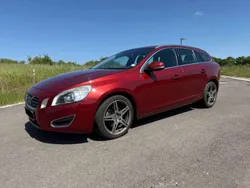 Rot Gebraucht 2013 Volvo V60 Kombi | 5.700 € (Guter Preis)