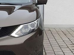Grau Gebraucht 2017 Nissan Qashqai 360º SUV | 16.999 € (Etwas zu teuer)