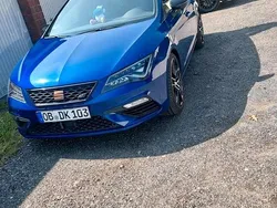 Blau Gebraucht 2019 Cupra Leon Kombi | 25.600 € (Fairer Preis)
