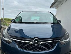 Blau Gebraucht 2017 Opel Zafira Tourer Van / Kleinbus | 13.990 € (Fairer Preis)