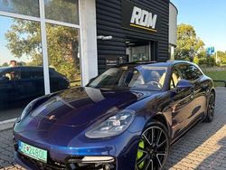 Blau Gebraucht 2019 Porsche Panamera Turbo S Sport Turismo Limousine | 99.000 €