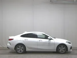Mineralweiss metallic Gebraucht 2022 BMW 216 Advantage Coupé | 18.980 € (Fairer Preis)