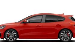 Schwarz Gebraucht 2023 Ford Focus Active Limousine | 22.390 € (Fairer Preis)