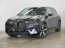 Grau Gebraucht 2024 BMW iX Sport Line SUV | 55.900 € (Superpreis)