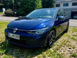 Blau Gebraucht 2021 VW Golf VIII Style Kombi | 17.800 € (Guter Preis)