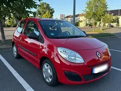 Rot Gebraucht 2009 Renault Twingo Kleinwagen | 2.250 € (Fairer Preis)