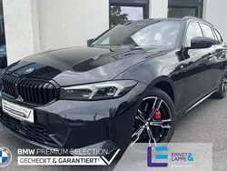 Black saphire metallic Gebraucht 2024 BMW 330e M Sport Kombi | 51.970 € (Teuer)