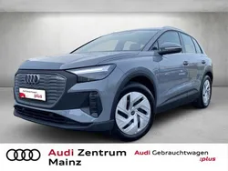 Grau Gebraucht 2021 Audi Q4 e-tron Basis SUV | 23.380 € (Guter Preis)