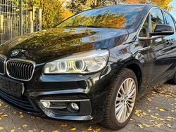 Schwarz Gebraucht 2015 BMW 220 Active Tourer Luxury Line Van / Kleinbus | 8.900 € (Etwas zu teuer)