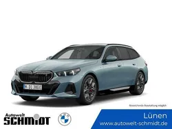 Grün Gebraucht 2024 BMW i5 M Sport Limousine | 61.490 €