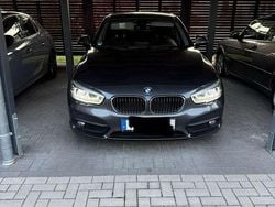 Grau Gebraucht 2017 BMW 118 Advantage Kleinwagen | 12.000 € (Superpreis)
