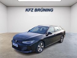 Grenadillschwarz metallic (metallic) Gebraucht 2024 VW Passat Kombi | 26.980 €