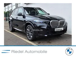 Schwarz Gebraucht 2024 BMW X5 M Sport SUV | 79.480 € (Superpreis)