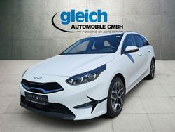 Weiß Neu 2025 Kia Ceed Kombi | 26.490 € (Fairer Preis)