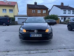Schwarz Gebraucht 2014 VW Golf VII Cup Limousine | 11.900 € (Etwas zu teuer)