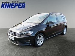 Schwarz Gebraucht 2016 VW Golf Sportsvan Comfortline Van / Kleinbus | 9.950 € (Etwas zu teuer)