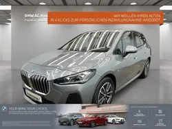 Grau Gebraucht 2024 BMW 218 Active Tourer Luxury Line Van / Kleinbus | 35.590 € (Fairer Preis)