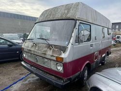 Rot Gebraucht 1978 VW LT Kombi | 1.950 €