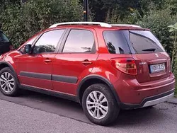 Orange Gebraucht 2013 Suzuki SX4 Style Limousine | 11.000 € (Teuer)