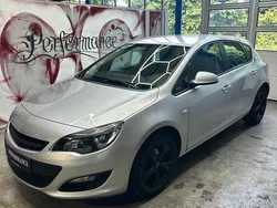 Silber Gebraucht 2015 Opel Astra Limousine | 4.999 € (Guter Preis)