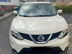Gebraucht 2016 Nissan Qashqai Tekna SUV | 11.400 € (Fairer Preis)