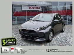 Grey (metallic) Gebraucht 2021 Toyota Yaris Comfort Kleinwagen | 13.990 € (Fairer Preis)