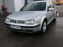 Silber Gebraucht 2001 VW Golf IV Limousine | 2.200 € (Etwas zu teuer)