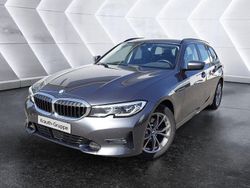 Grau Gebraucht 2021 BMW 320 Sport Line Kombi | 29.900 € (Etwas zu teuer)