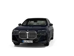 Gebraucht 2025 BMW 740 Comfort Edition Limousine | 89.888 € (Guter Preis)