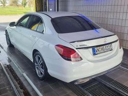 Weiß Gebraucht 2020 Mercedes C300e Edition 1 Limousine | 28.500 € (Fairer Preis)