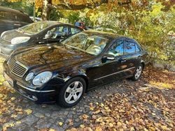 Schwarz Gebraucht 2005 Mercedes E240 Avantgarde Limousine | 4.800 € (Fairer Preis)