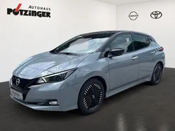 Ceramic grey/black Gebraucht 2024 Nissan Leaf N-Connecta Kleinwagen | 28.990 €